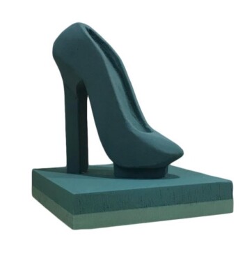 3D Stiletto Shoe Foam Floral Frame