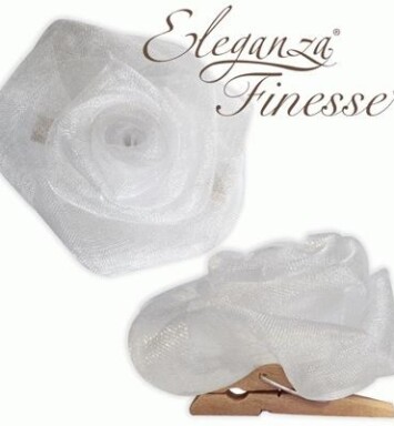 Eleganza Finesse Clip Roses - White