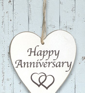 Wooden Heart Happy Anniversary - White Washed